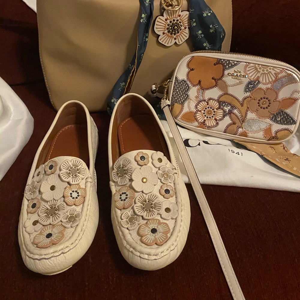 Coach Tearose Crosby Chalk